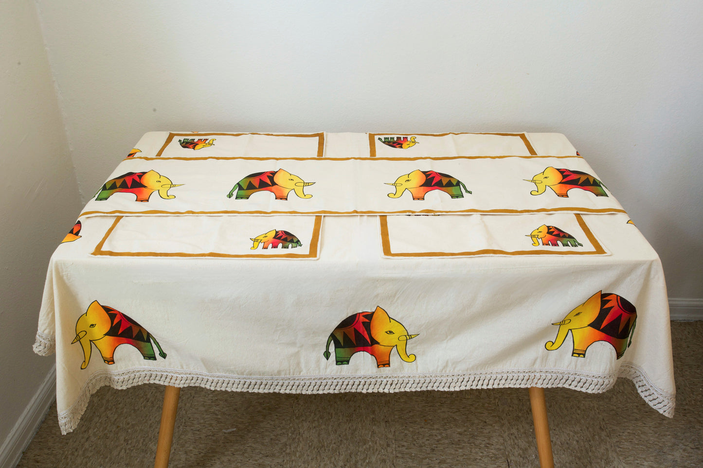 Handmade Elephant Tablecloth Set | Raw Cotton Table Runner, 4 Handpainted Placemats, Table Cover | Dining Table Decor | Handpainted decor